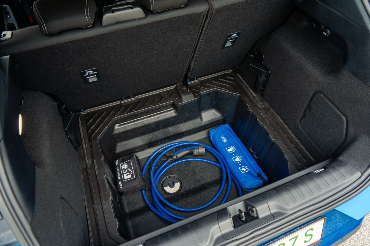 Durch den Wegfall des Auspuffsystems auf 145 Liter vergrößert: Die GigaBox.