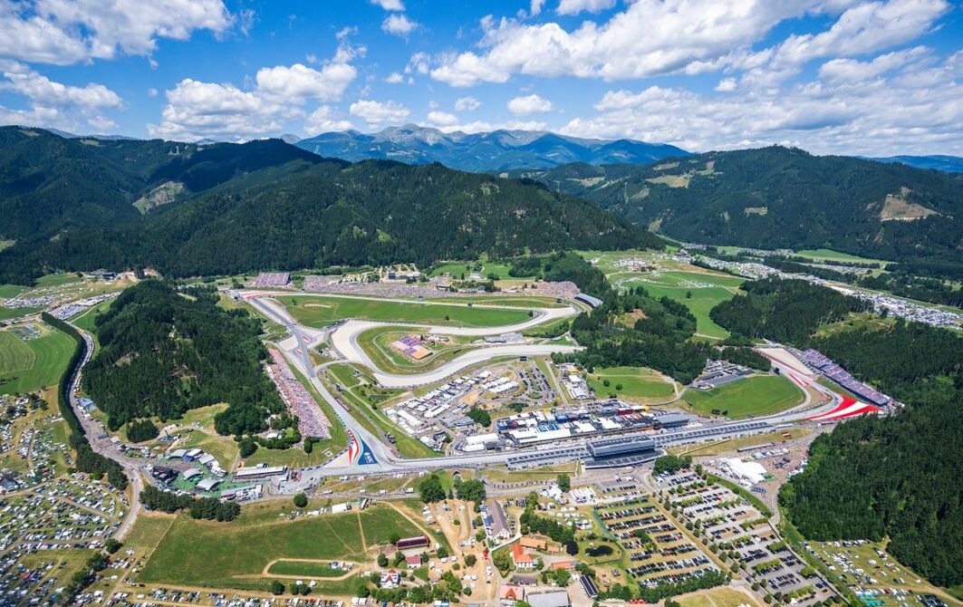 FORMEL 1 BLEIBT IN ÖSTERREICH