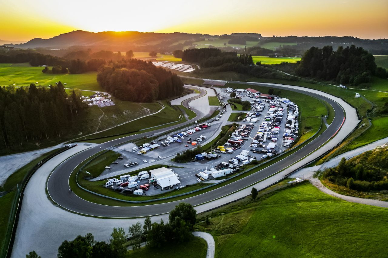Wunderschön: der Salzburgring, 1969 erbaut und kürzlich modernisiert.