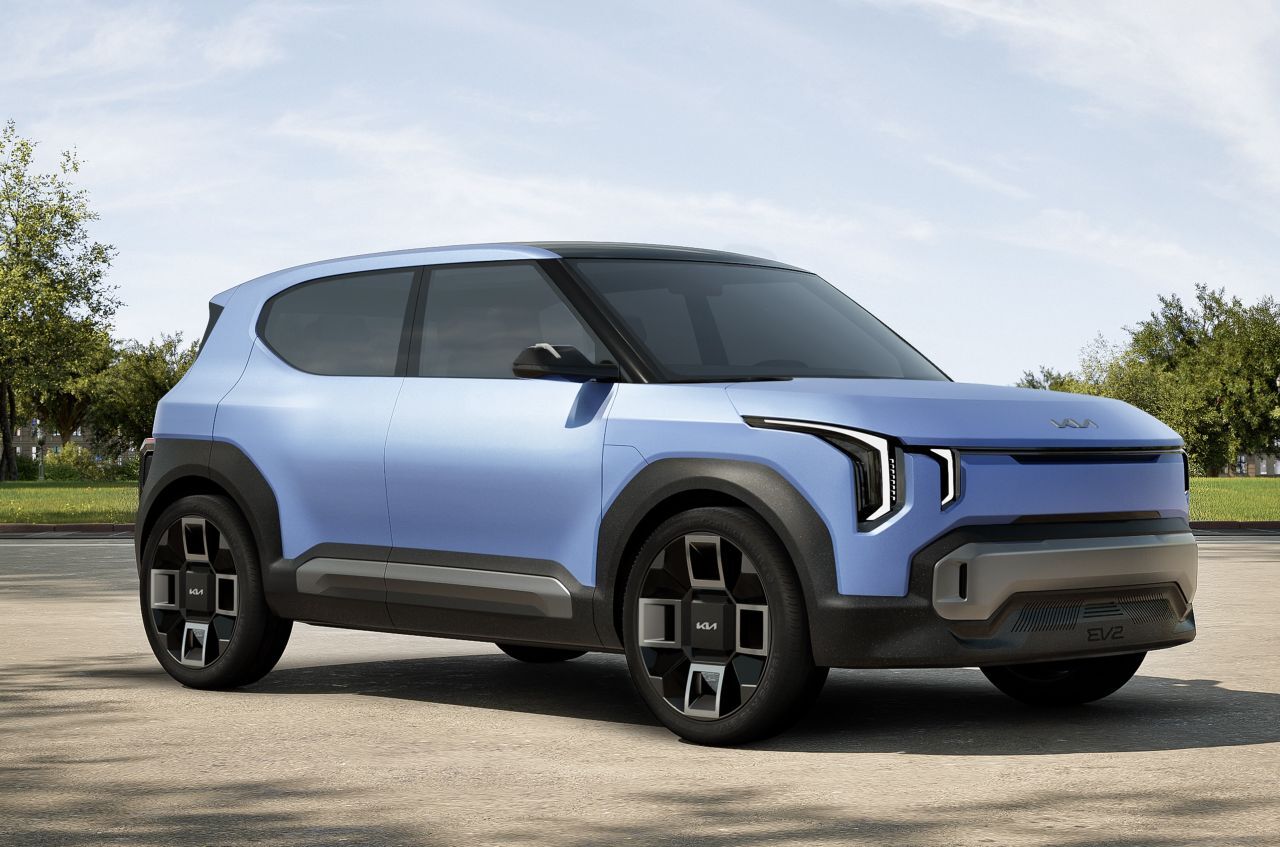 Kia Concept EV2: Das kleine SUV mit flottem Design wird 2026 in Serie gehen und rund 30.000 Euro kosten – dann kommt es zum Duell mit dem VW ID Cross.