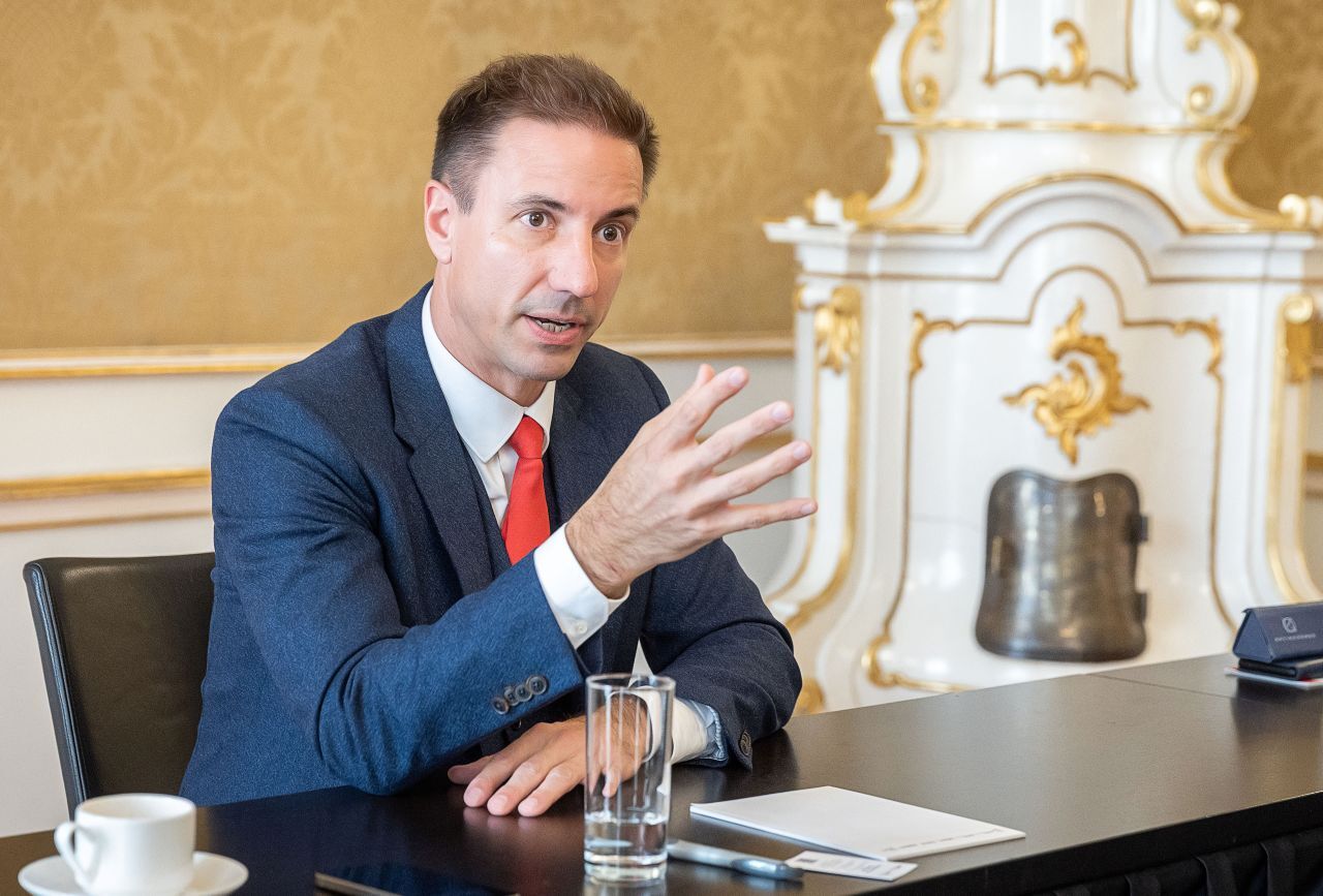 „Die Flottengrenzwerte der Europäischen Union sind gerade im Nutzfahrzeugbereich nicht zu realisieren”.