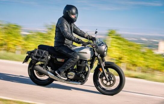 Honda GB350S: nichts zu viel, aber auch nichts zu wenig für den täglichen Weg zwischen Freizeit und Arbeit. - Ein Roadster  auf zwei Rädern