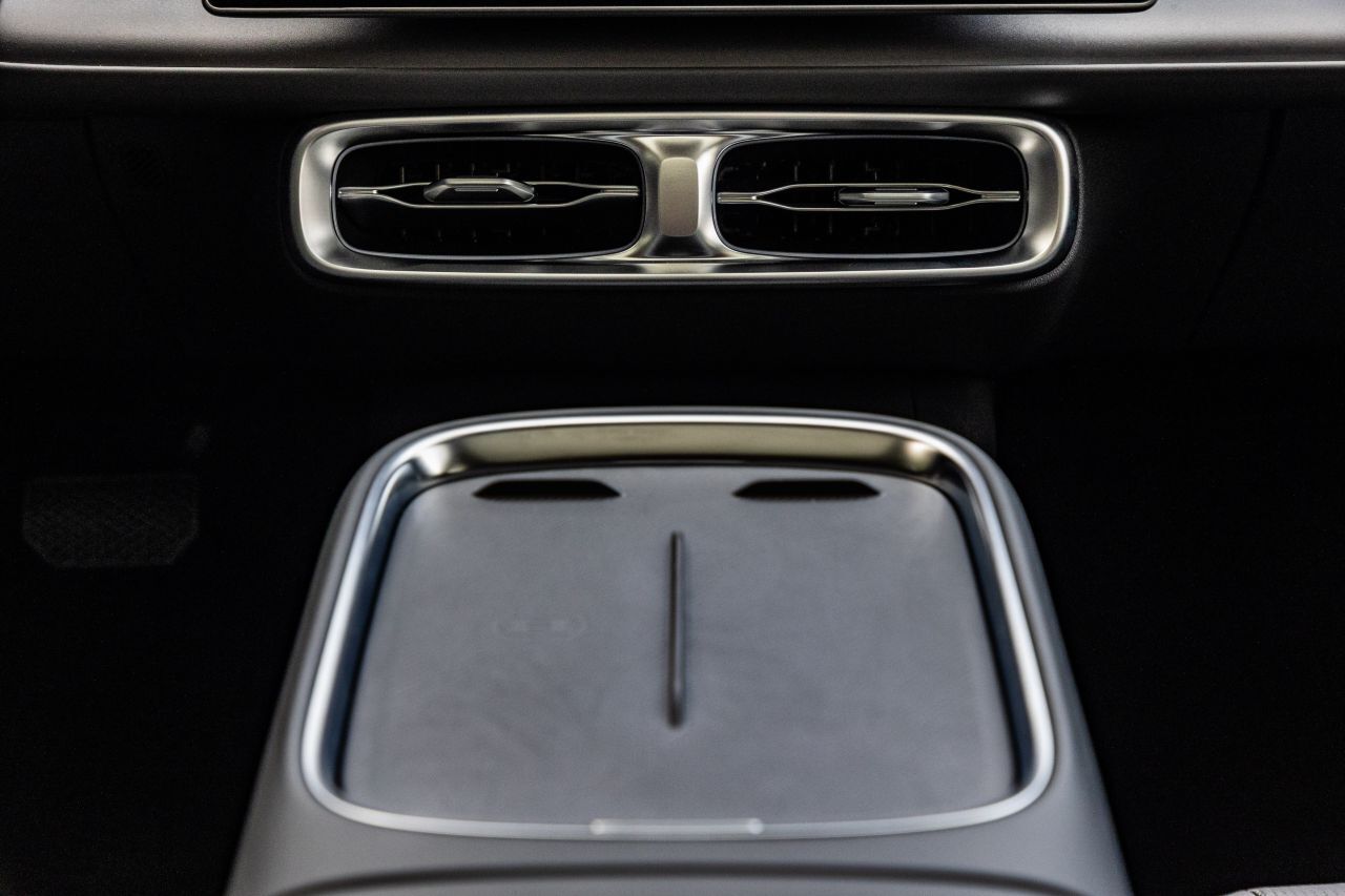 Smartphone-Doppelablage.