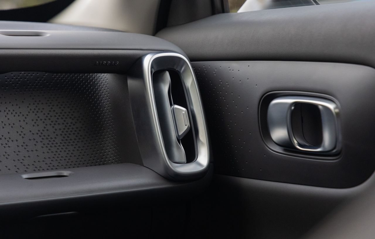 Die Verarbeitung ist, wo man auch hinschaut, tadellos.