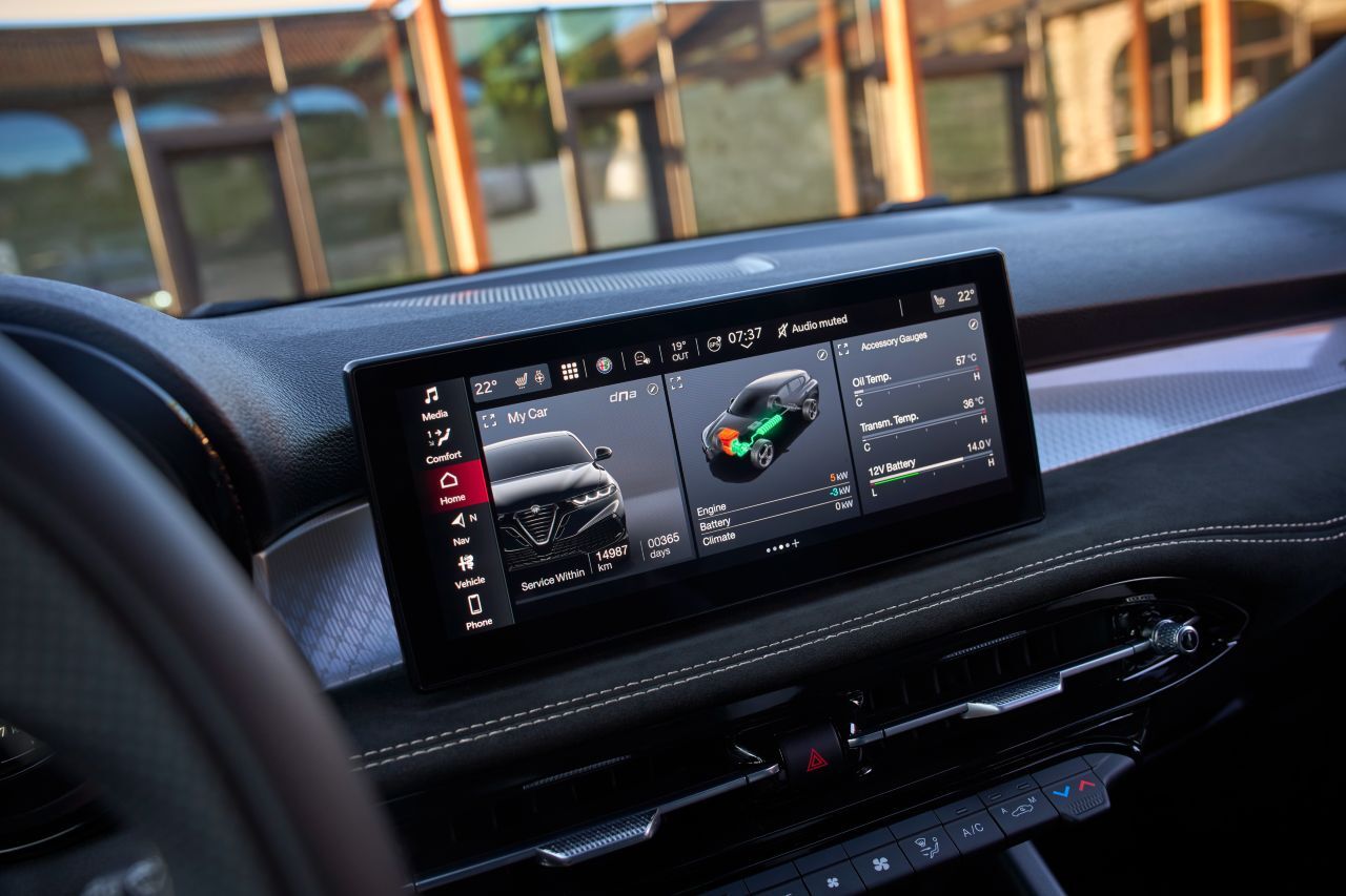 Freistehende Touchscreen-Variante, die wie ein Tablet aussieht.