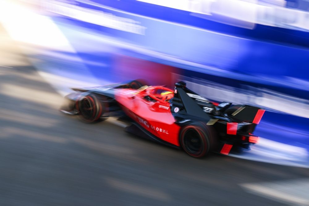 Andretti-Pilot Jake Dennis gilt als einer der Saison-Favoriten, sein Sieg im ersten Rennen kommt alles andere als unerwartet.