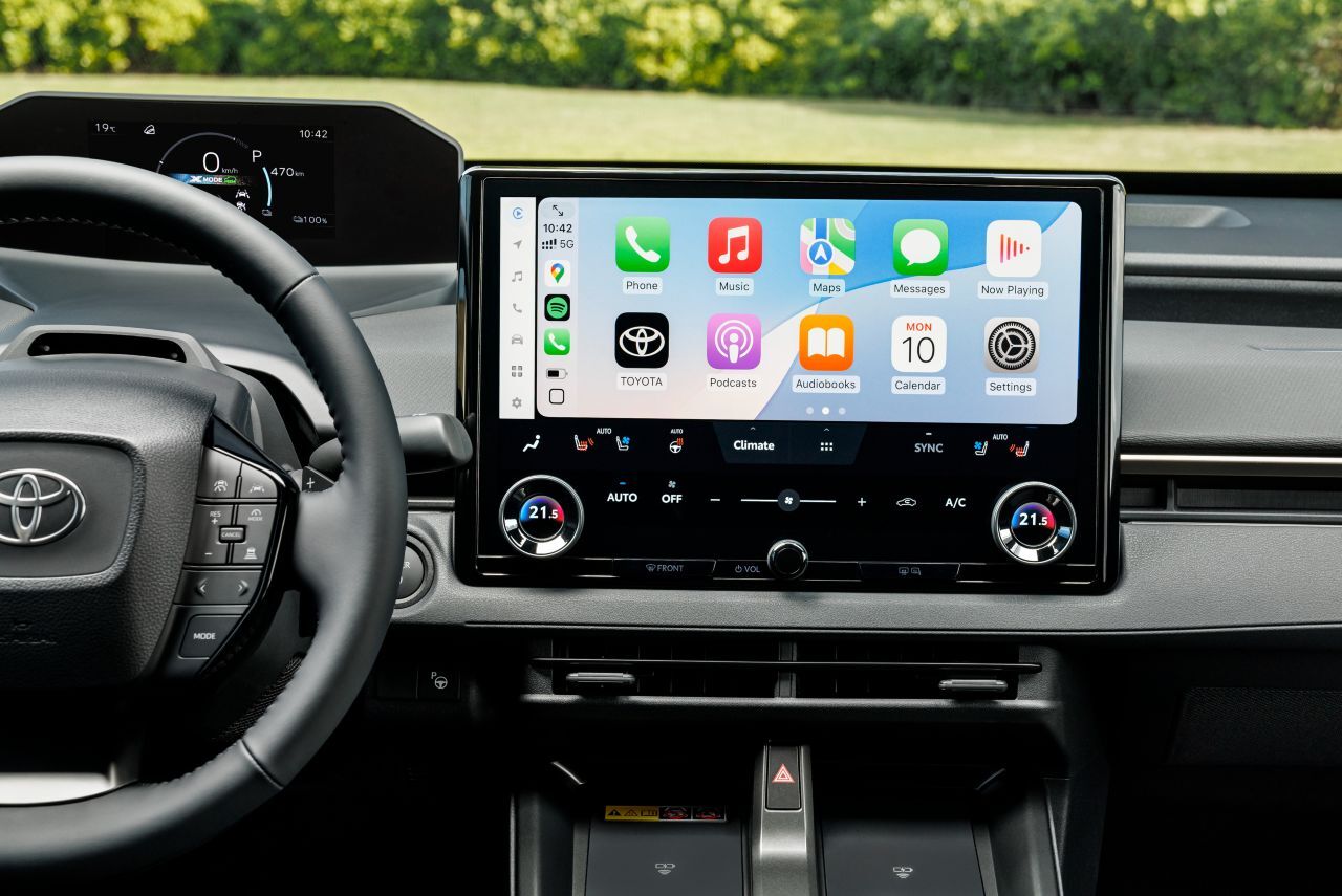 Die 14-Zoll Infotainment-Einheit hat nun auch im bZ4X Einzug gehalten.