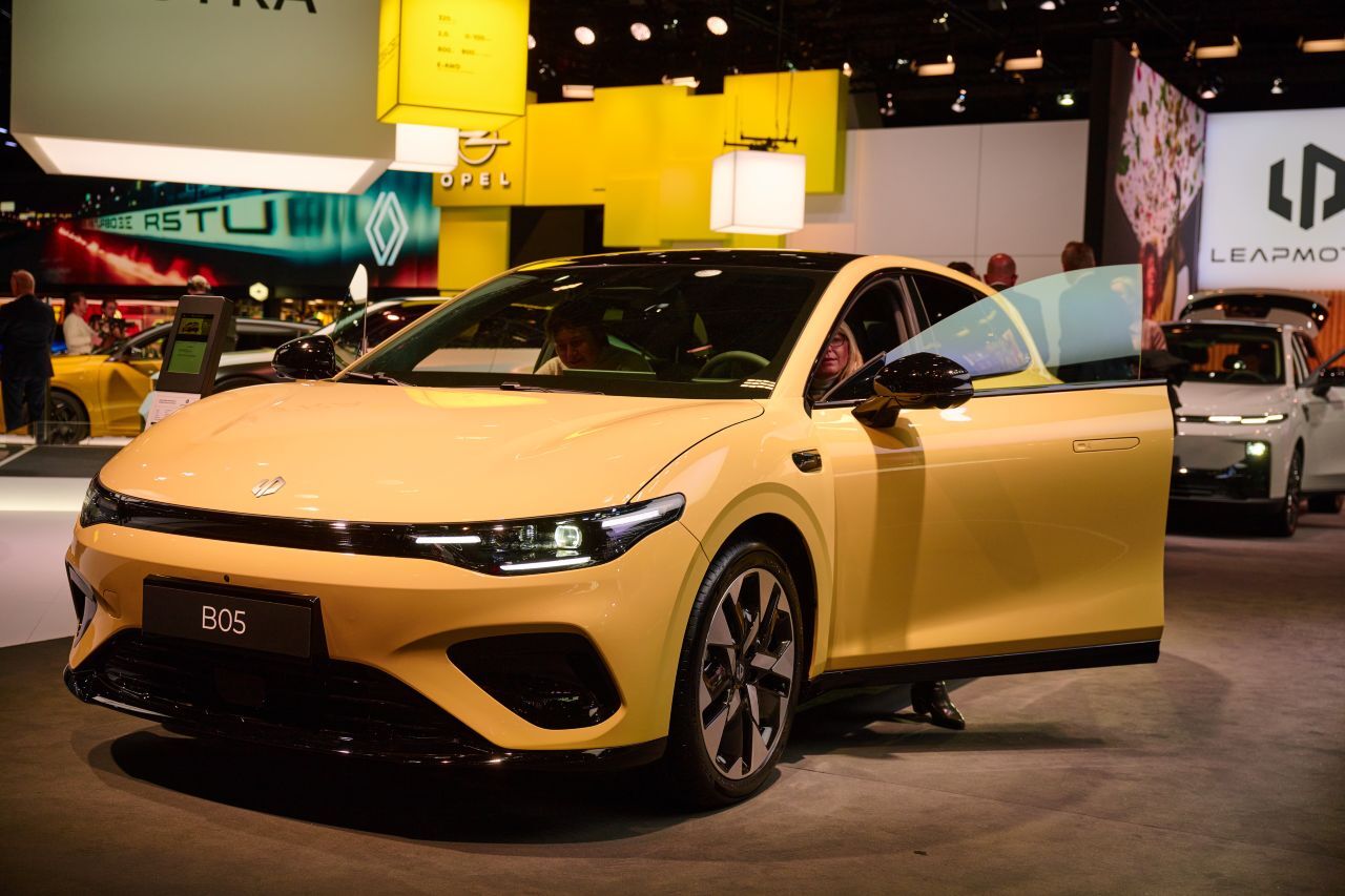 Klassische Kompaktklasse: 2026 bringt Leapmotor den B05 in Europa auf den Markt.