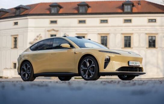 Im ET5 verbindet sich der Geist von Tesla mit dem Anspruchsdenken deutscher Premiummarken. - Deutschlandschreck