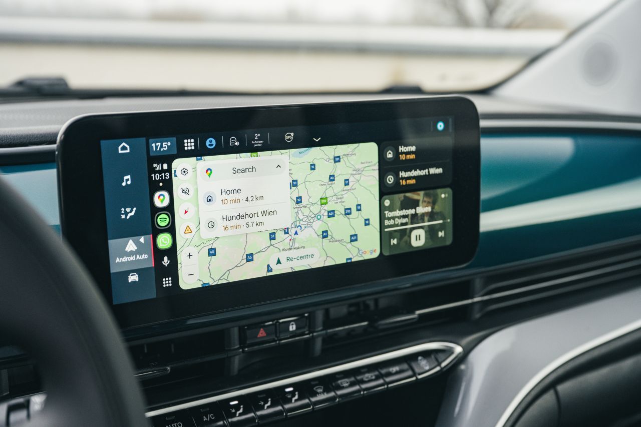 Die Touch-Felder des Multimediasystems sind dagegen relativ klein.