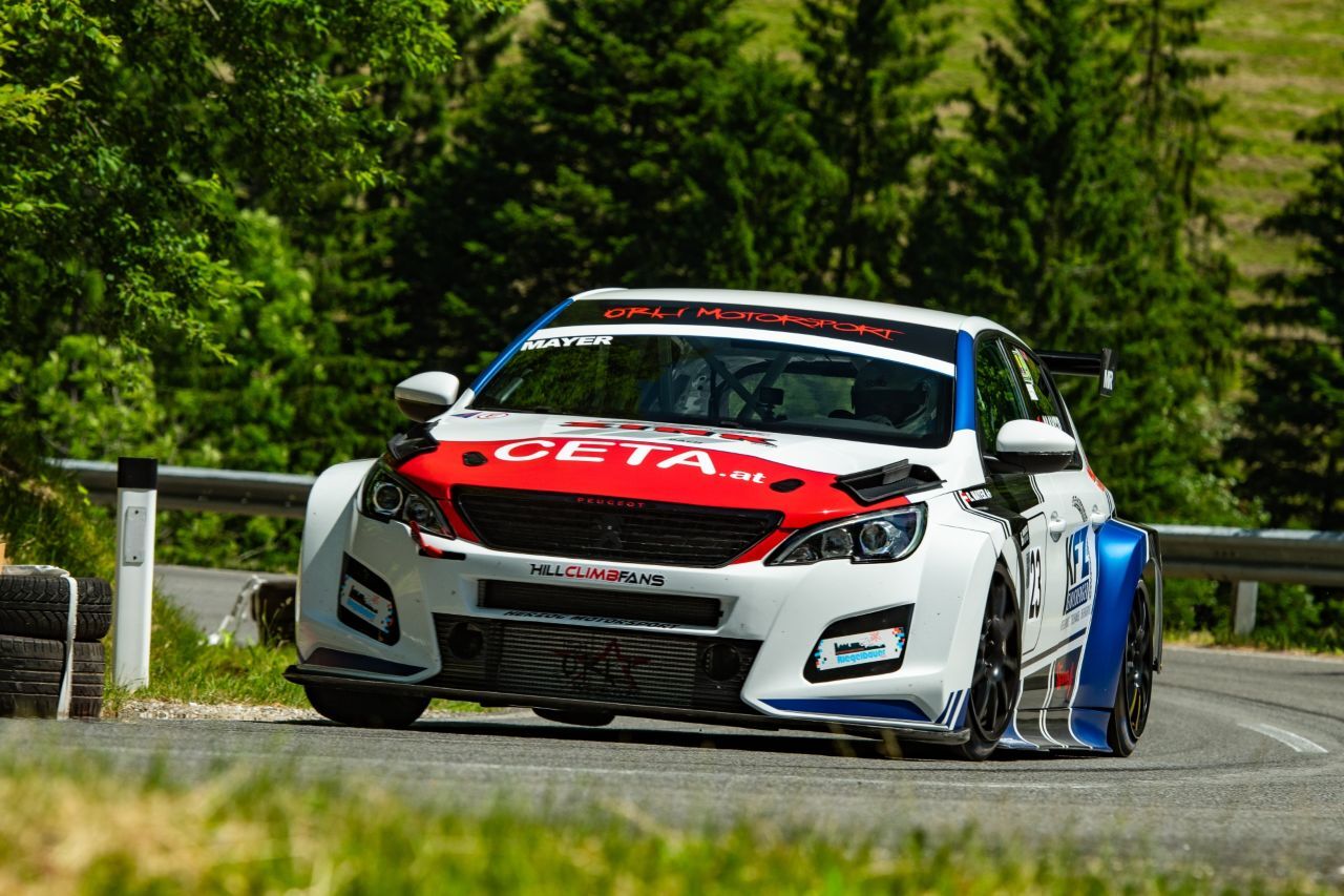 Sieben Bergrallyes: 2026 gibt es wieder sieben Bergrallyes, am Foto Bernd Mayer im Peugeot 308 TCR. Foto: Michael Tratinek/HillClimbFans