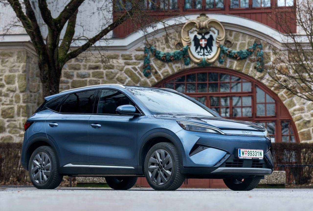 Ordnet sich mit 4,45 Metern Länge im C-Segment der Kompakt-SUV ein, schafft es abzüglich der Boni auch mit Vollausstattung unter 40.000 Euro.