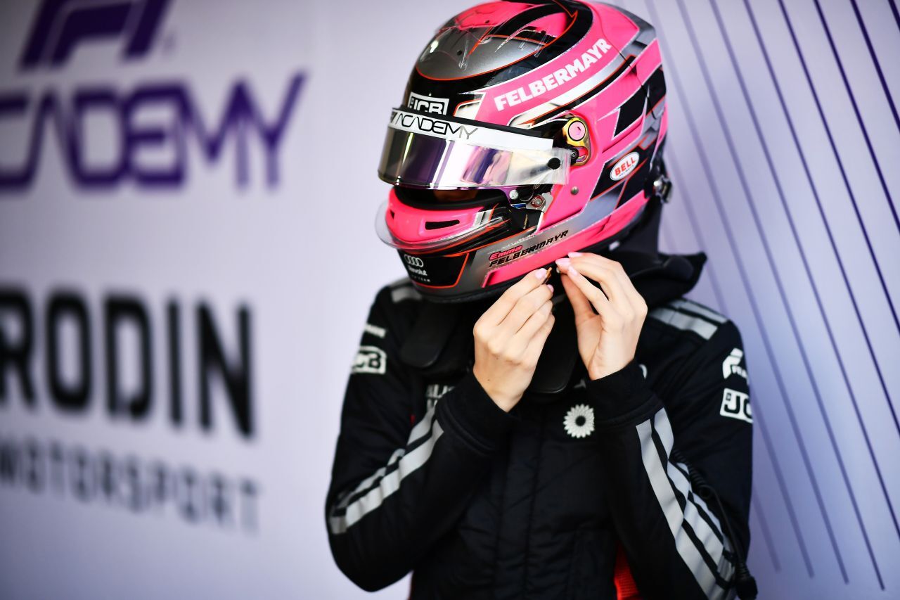 Emma Felbermayr: Flnk in Pink.