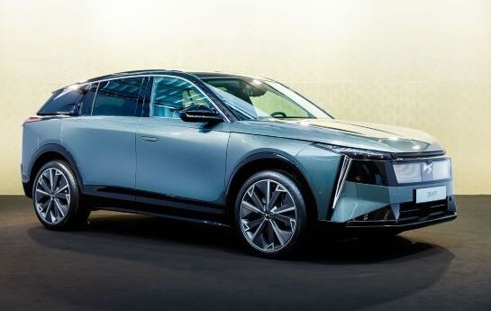 DS bucht die ganze Familie auf ein Zimmer der obersten Kategorie. Auch nach außen gibt sich der N°7 elegant. - Deluxe Room