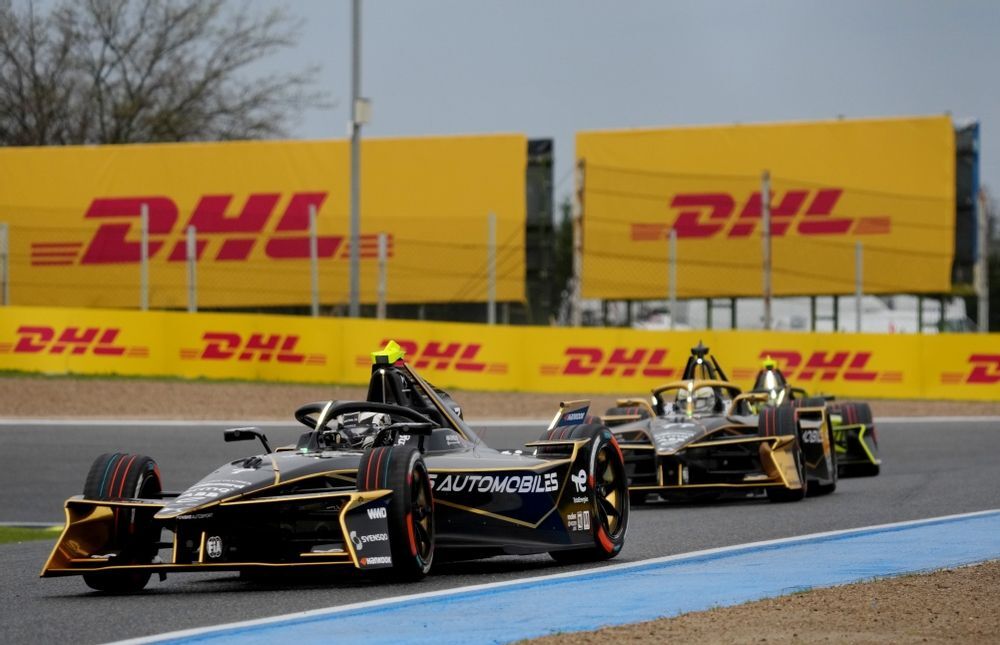 DS ist eine der erfolgreichsten Marken der Formel-E-Geschichte. Ende dieser Saison steigt die Stellantis-Marke aus, Konzernschwester Opel ist aber nicht der formale Lizenz-Nachfolger. Zudem setzt Opel ein klassisches Werksteam ein, DS hatte an Einsatzteams (zuletzt Penske) 