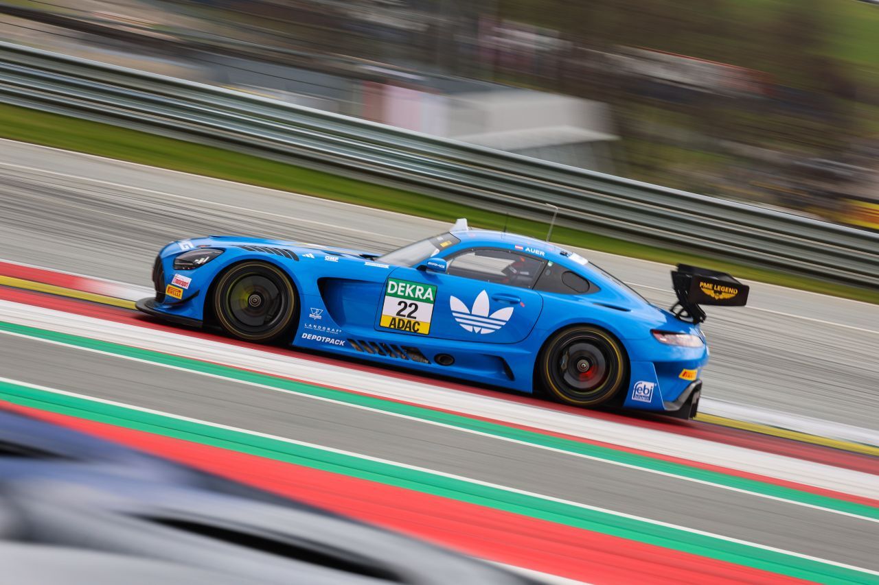 Lucas Auer: „Der Red Bull Ring bietet immer lässige Rennen. Die Strecke ist schwierig, die Qualifyings sind immer unglaublich eng. Man muss auf den Punkt abliefern. Und das macht es einfach so besonders.”