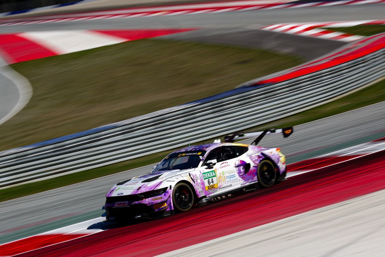 Finn Wiebelhaus stieg, vom ADAC gefördert und belohnt, als GT-Masters-Meister in die DTM auf. Jetzt sitzt er im Ford.