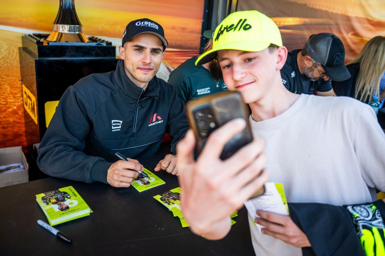 Preining mit Fan.