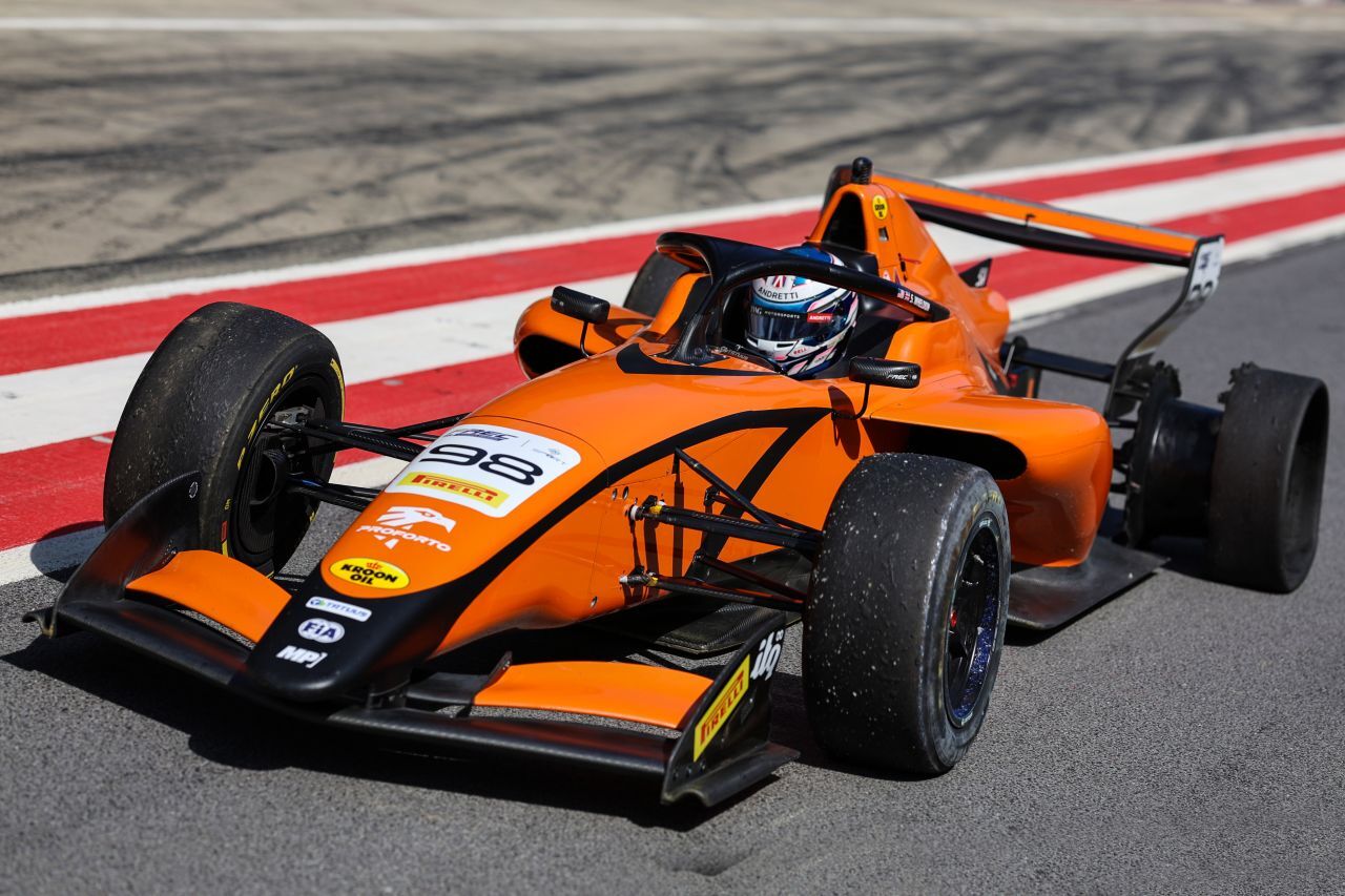 Sebastian Wheldon in der Formula Regional.