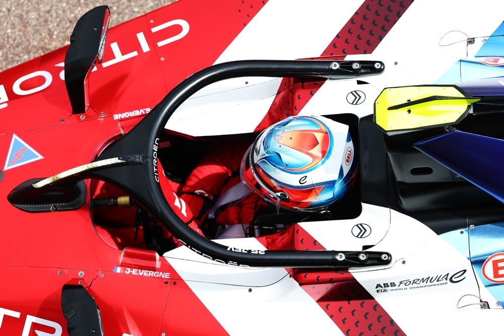 Jean-Eric Vergne gilt als einer der besten Fahrzeug-Entwickler, das macht den Doppel-Champion für Citroen besonders wertvoll.