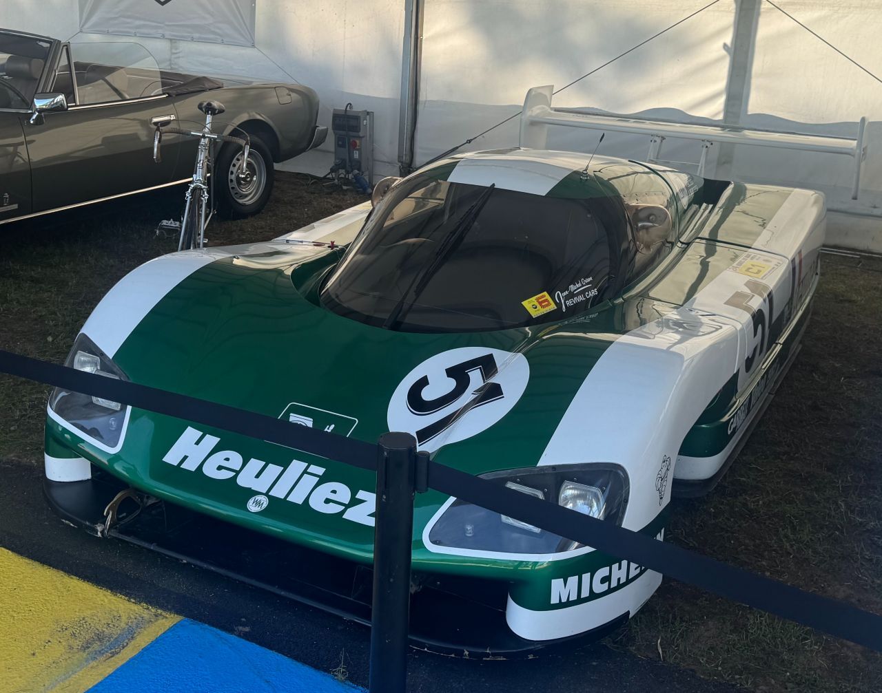 Auf der Rennstrecke gipfelte der Topspeed-Wahnsinn 1988 im legendären WM P88 der Gruppe C: 405 km/h – ein Rekord für die Ewigkeit.