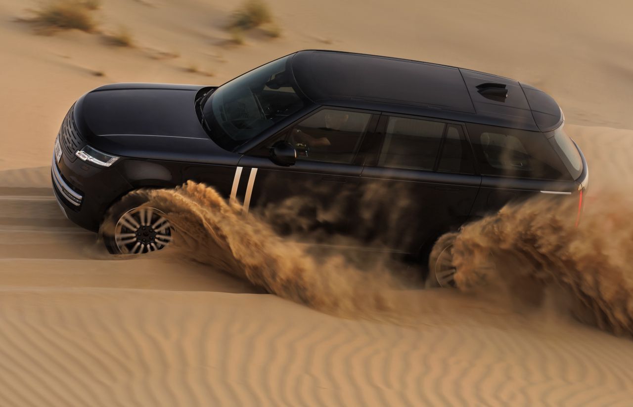 Range Rover Electric: Die zwei Leistungsstufen werden rund 450 PS sowie 550 PS haben – entscheidend ist aber das 800-Newtonmeter-Drehmoment.