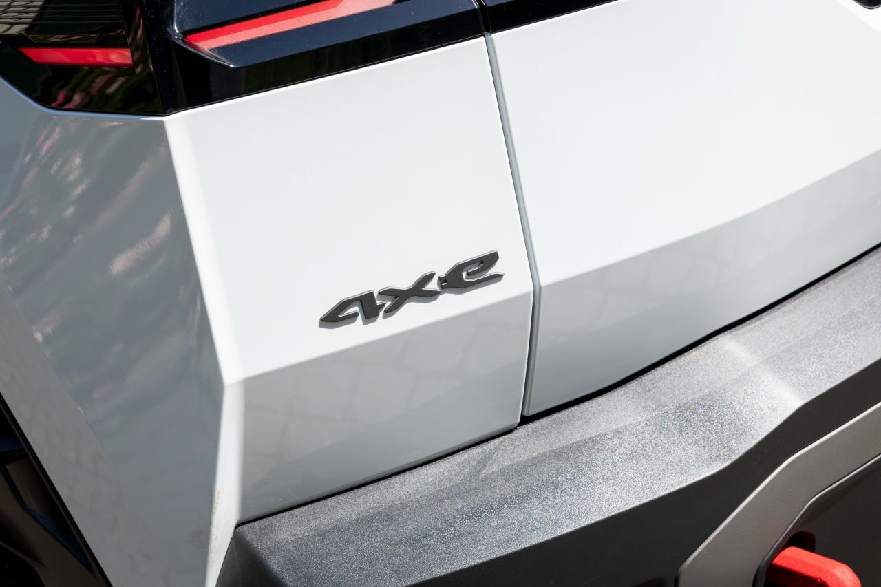 Über einen nur von Jeep verwendeten Hinterachsmotor bekommt der 4xe mehr Kraft.