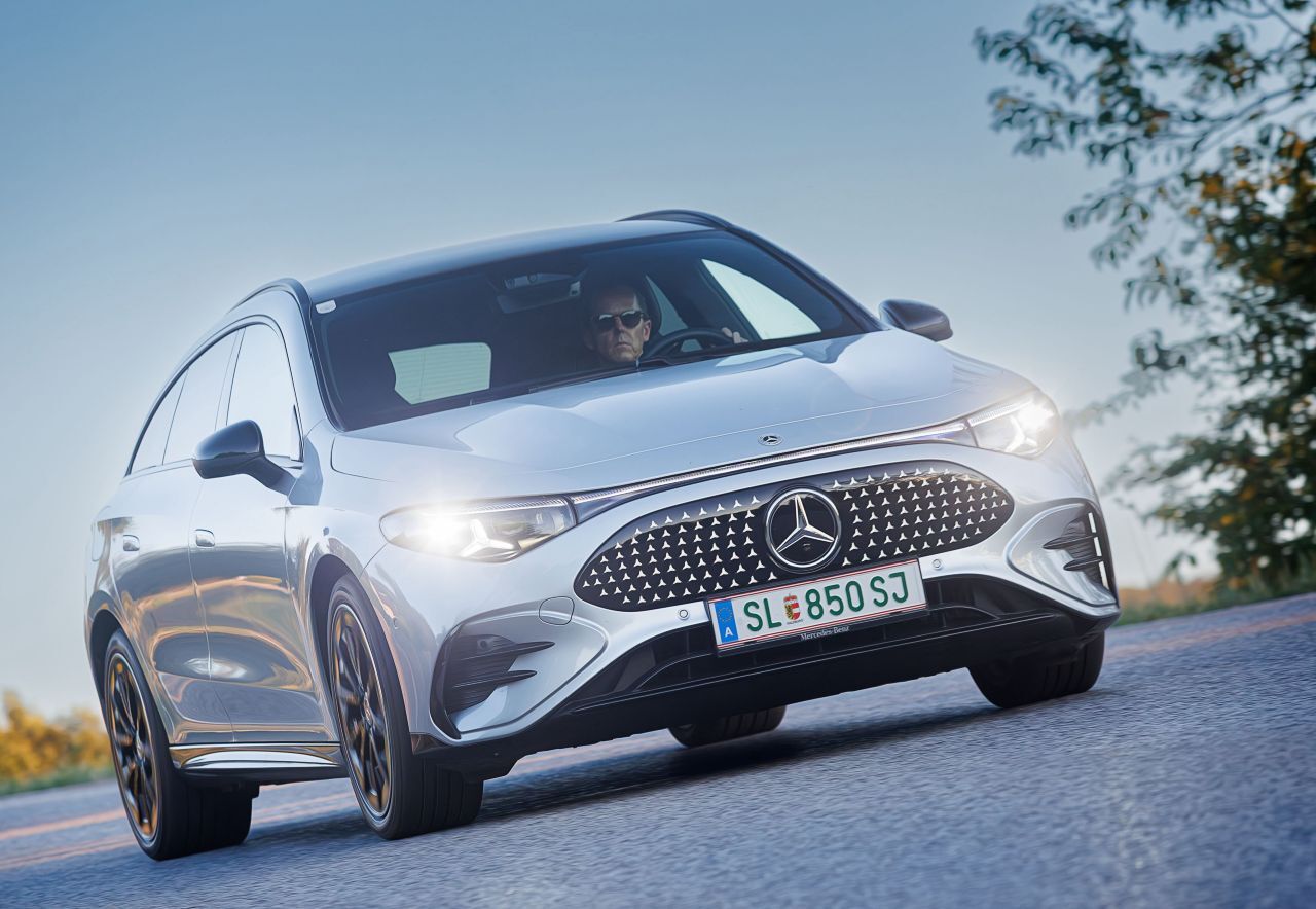 Fährt sich absolut geschmeidig: Der CLA Shooting Brake 250+ ist ein wunderbar komfortabler, leiser und trotzdem angenehm schwungvoller Kompaktkombi.