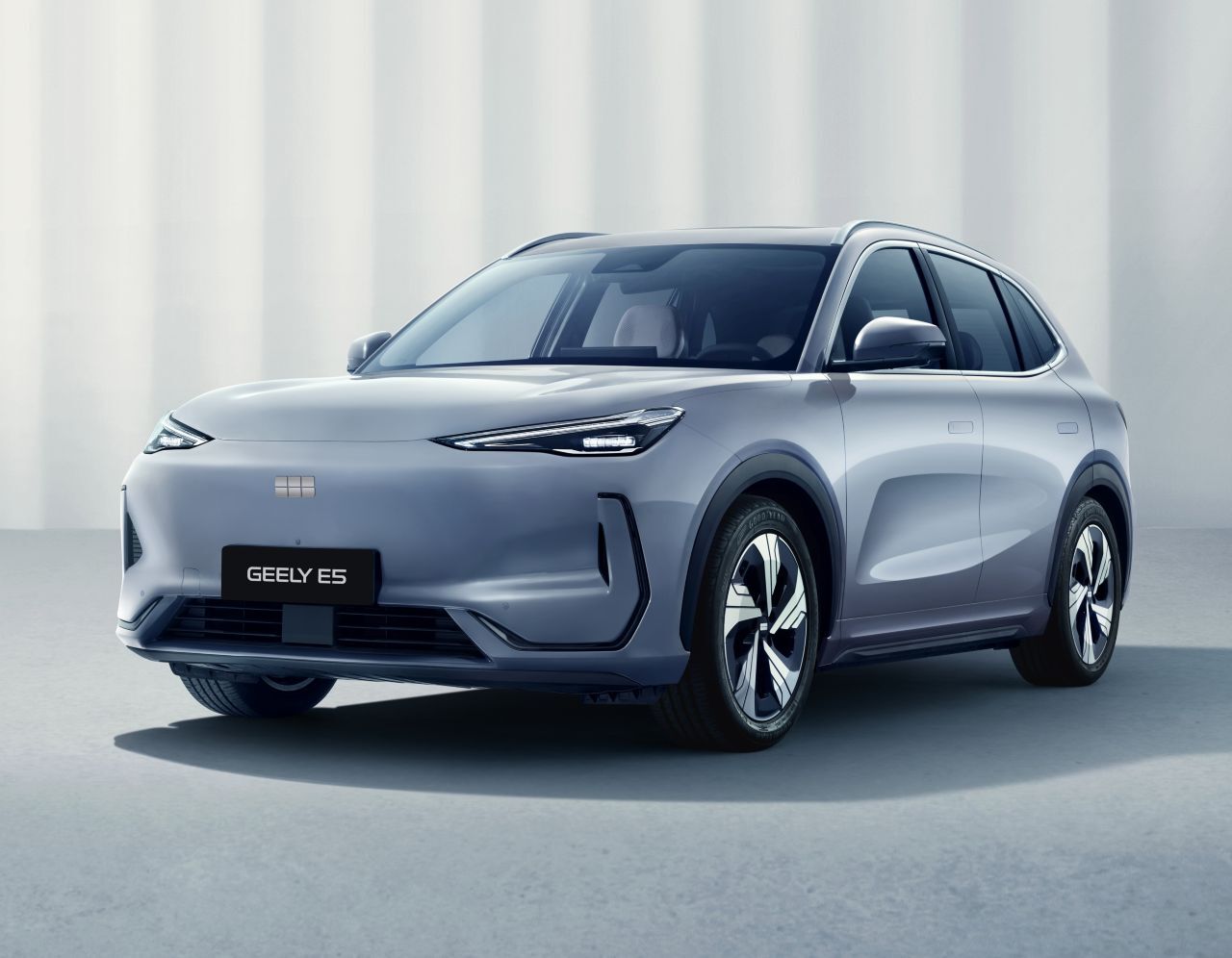Geely E5: Ektrisches Kompakt-SUV mit 218 PS und 430 bis 475 Kilometern WLTP-Reichweite. Nach Abzug aller Boni kostet er 32.990 Euro.