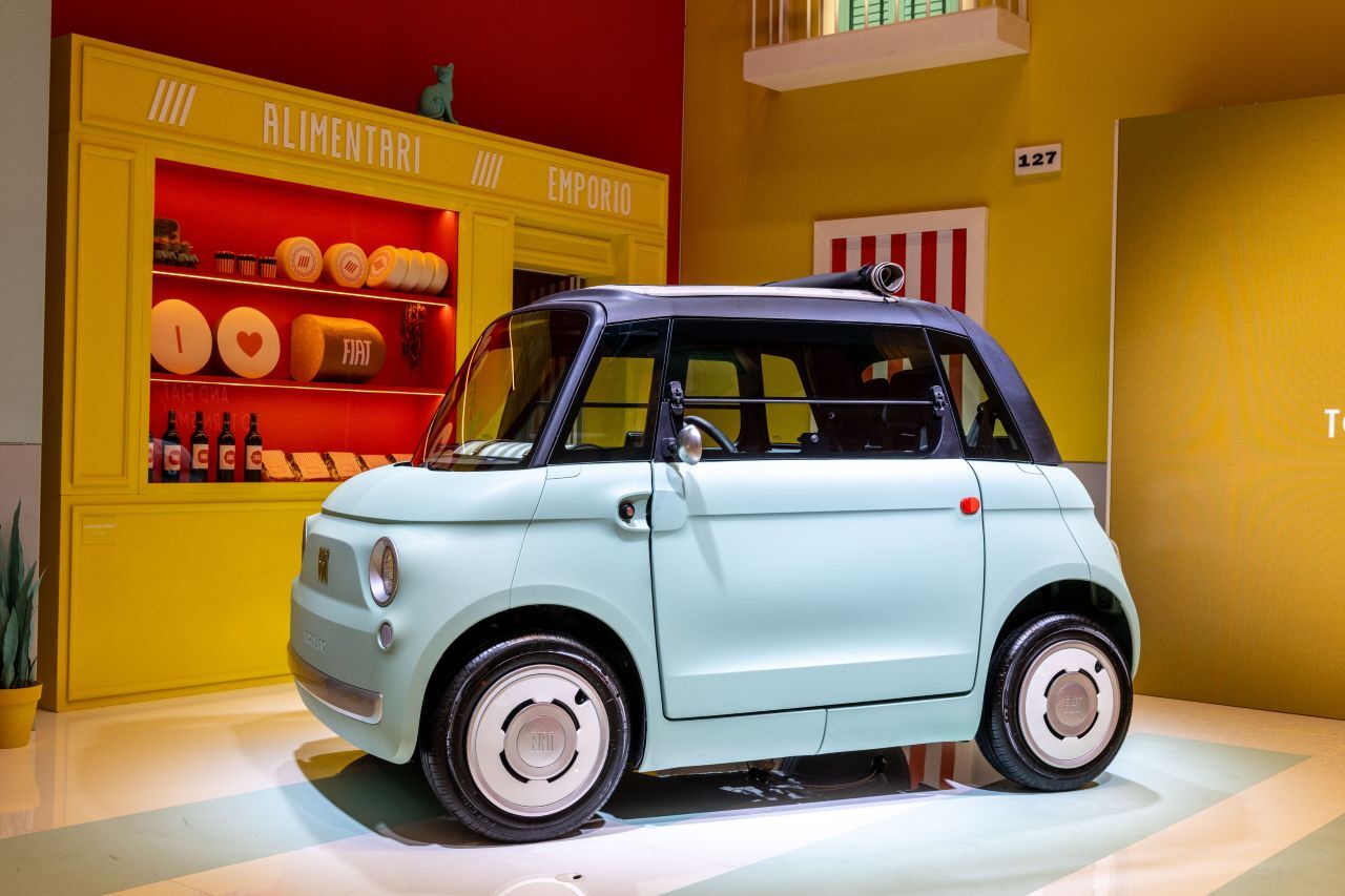Cabrio-Feeling: Der Topolino Dolcevita huldigt dem Sommer mit Rolldach.