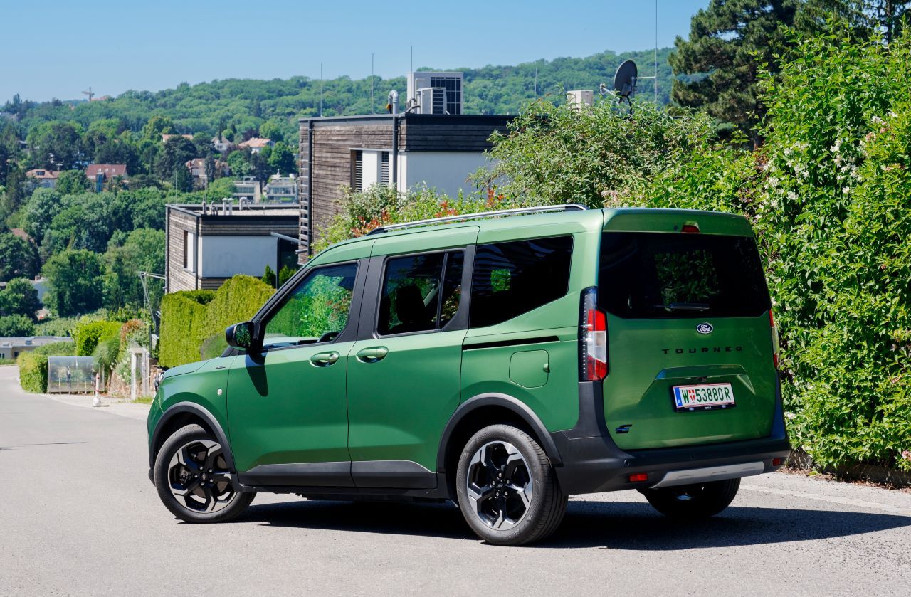 Seit dem Skoda Yeti (RIP) hat sich kein Kastenwagen mehr so schlüssig und liebenswert in ein Familienauto verwandelt.