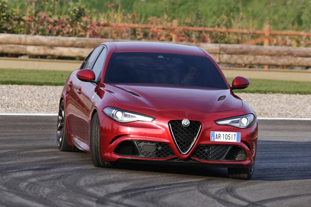 ERSTER TEST: ALFA ROMEO GIULIA Ist Alfa wieder  zurück im Spiel?