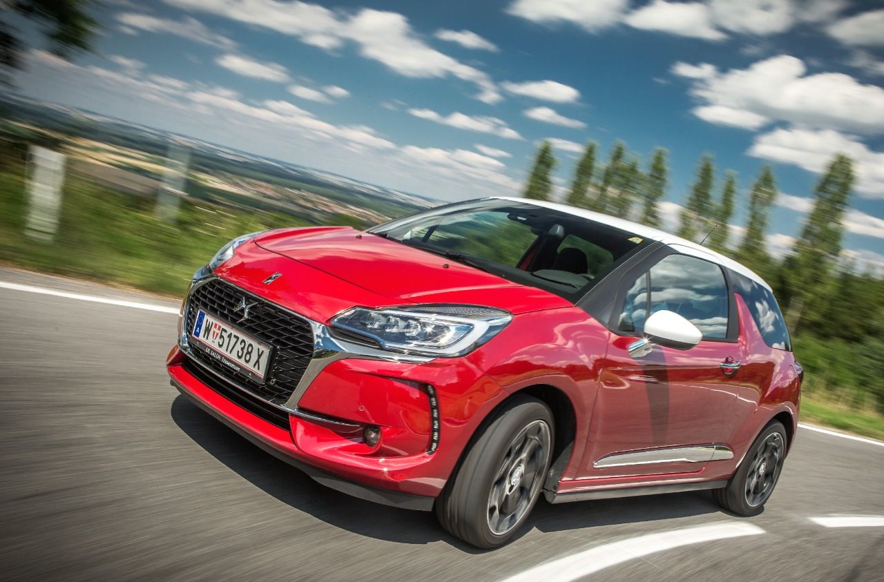 Wir würden den DS 3 als ganz individuelles Stadtauto konfigurieren, sprich: das Coupé mit dem sparsamen 110-PS-Benziner und Schaltgetriebe um 18.940 Euro wählen und dann noch ein bisschen in die Individualisierung investieren.