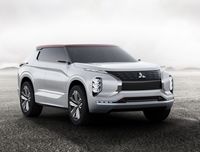 Wunsch oder Wirklichkeit? Mitsubishi kündigt mit dem GT-PHEV Concept 400 Kilometer elektrische Reichweite an.