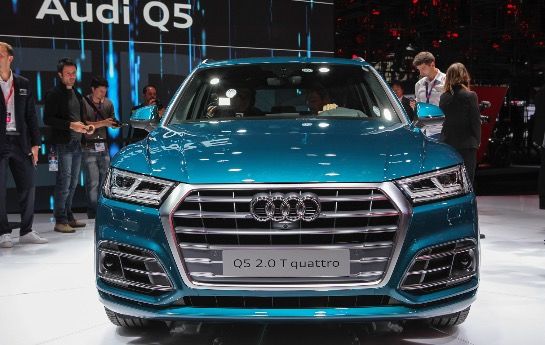 Wenn ein neuer Audi kommt, werden die geringen Änderungen beklagt, vor allem beim Außendesign. Aber stimmt das? - Überrascht  der neue Q5?