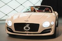 Definitiv an Rechtsanwälte und Rapper will sich Bentley auch in Zukunft wenden – und zwar verstärkt: Die Roadster-Studie EXP 12 kündigt für die nächste Bentley-Generation daher deutlich mehr Dynamik in Technik und Design an. Wird der Marke gut und Aston Martin weh tun.