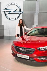 Auch Opel setzt auf den Büro-Look…