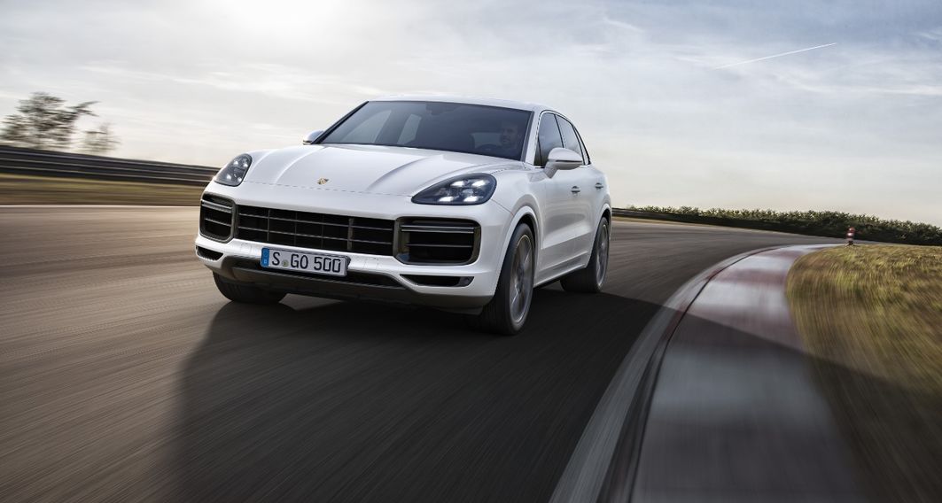 PORSCHE CAYENNE TURBO Schafft der neue  Cayenne die 300?