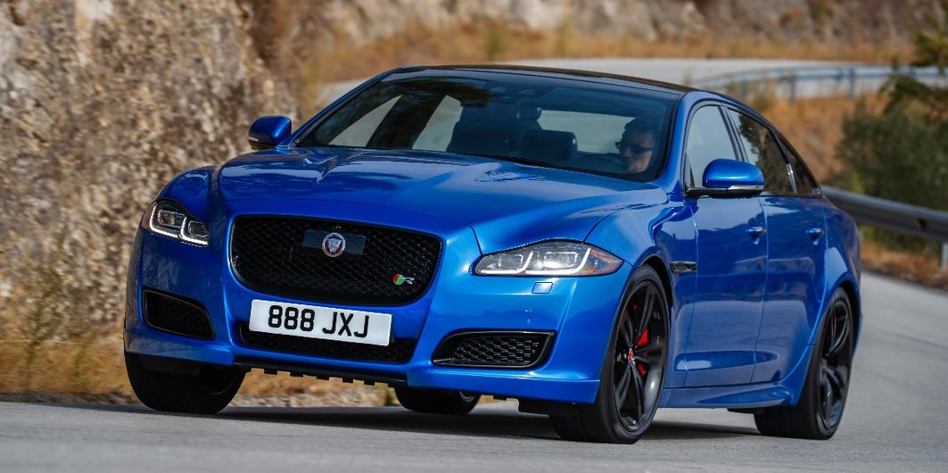 ERSTER TEST: JAGUAR XJR 575