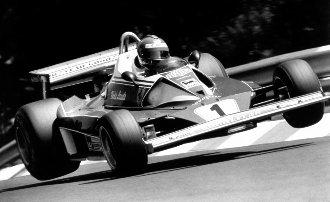 Niki Lauda 1975 im Ferrari....