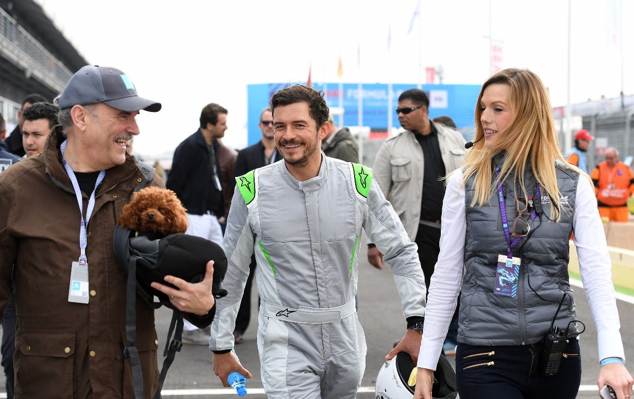 … und sein Hollywood-Kollege Orlando Bloom (Mitte).