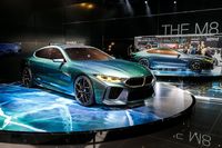 Weltpremiere für das BMW Concept M8 Gran Coupé: Die Studie gibt einen bereits sehr konkreten Ausblick auf die Topversion des neuen BMW 8er Gran Coupé, das 2019 startet. Viel ändert sich da nicht mehr bis zur Serienversion.