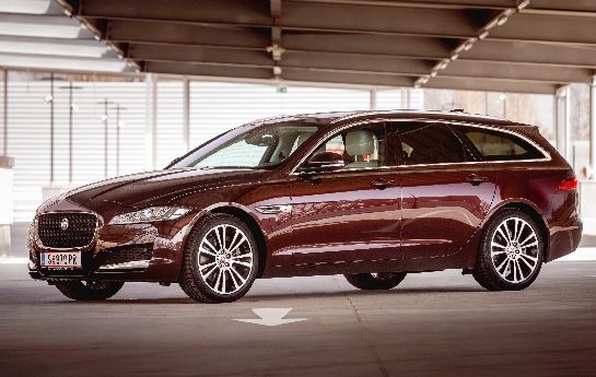 Sein Outfit passt ins elegante London, sein Charakter erinnert eher an BMW: Der XF Sportbrake ist so sportlich – und so gründlich – wie ein 5er Touring. Mit geschärftem Profil ist die Kombination von Jaguar und Kombi plötzlich sehr schlüssig. - Wie ein Münchner im  englischen Anzug