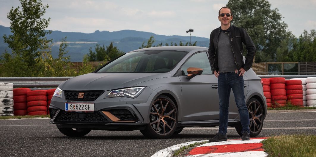 TEST: LEON CUPRA R