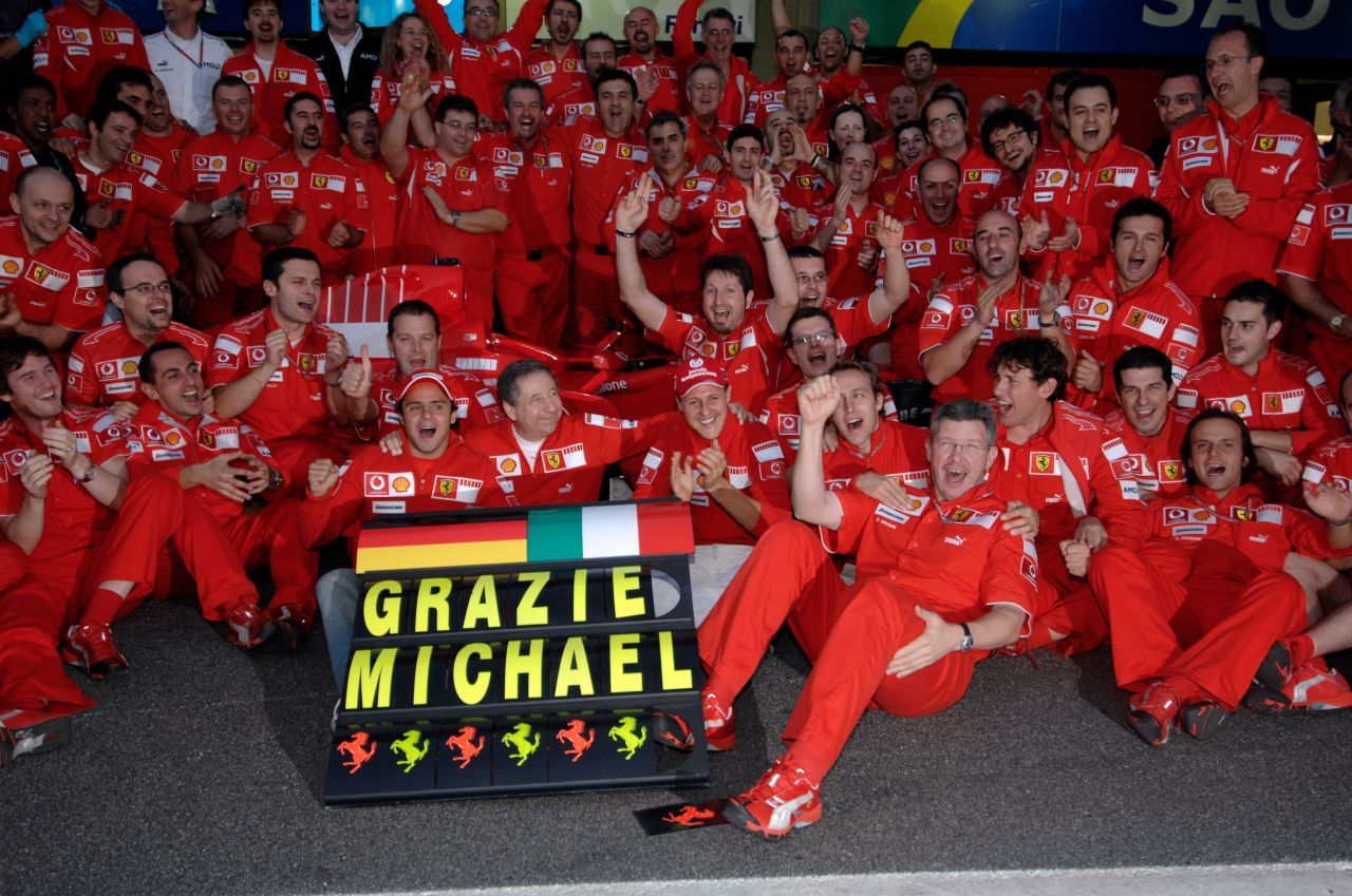 Das Bild täuscht etwas: Der Abschied 2006  von Ferrari war nicht ganz so freiwillig, wie man das kommunizierte.