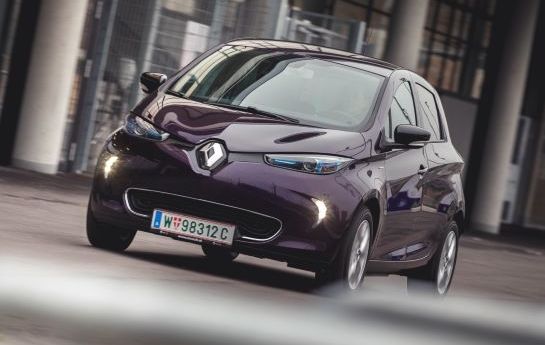 Gespeist mit der elektrischen Routine von Renault hat sich der Zoe zu einem Auto entwickelt, dass in ein ganz normales Leben passt. - Keine weiteren Fragen