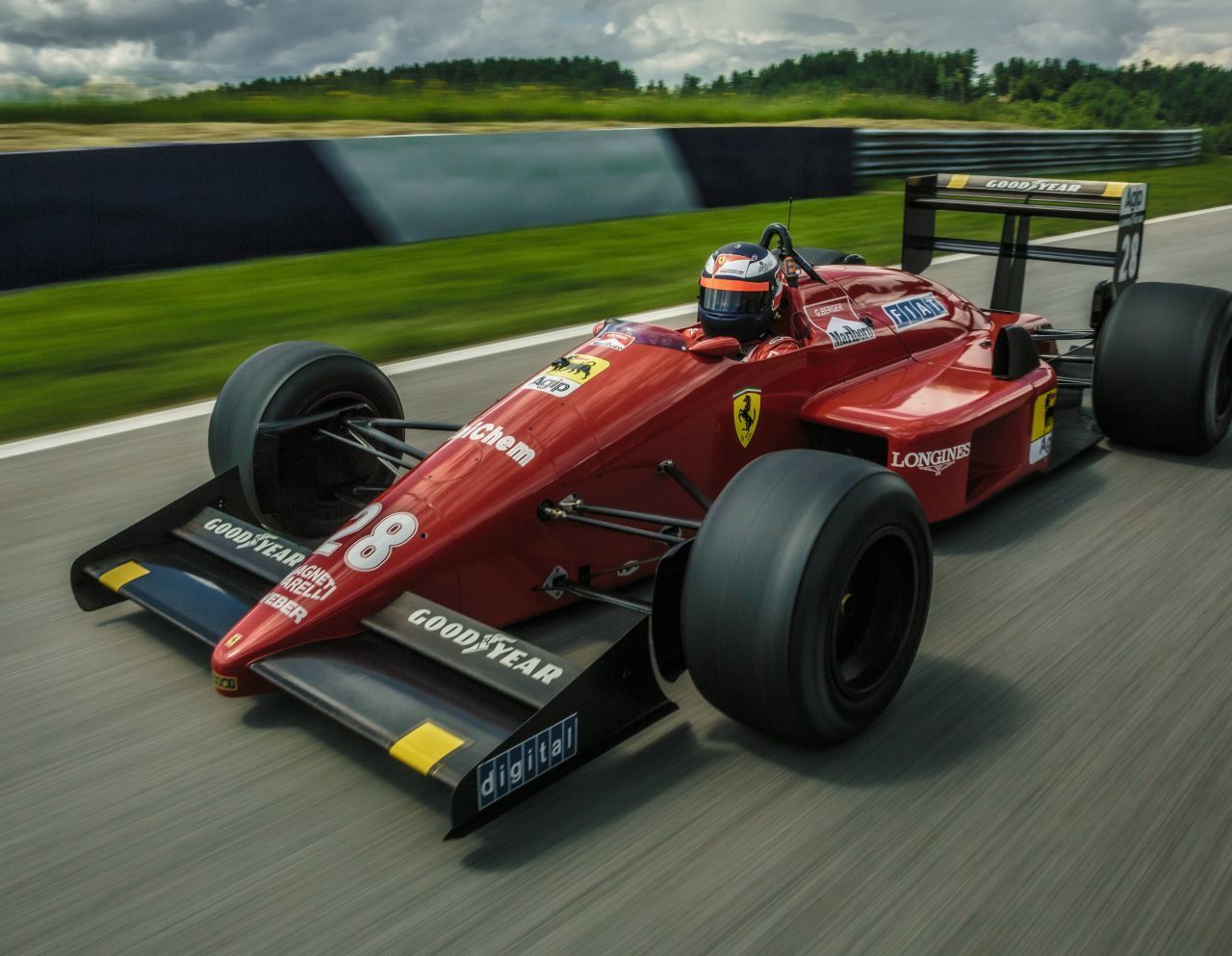 Sein Lieblingsrennfahrer: sein jahrzehntelanger Bekannter Gerhard Berger, bei Honda eine lebende Legende, hier im Ferrari.