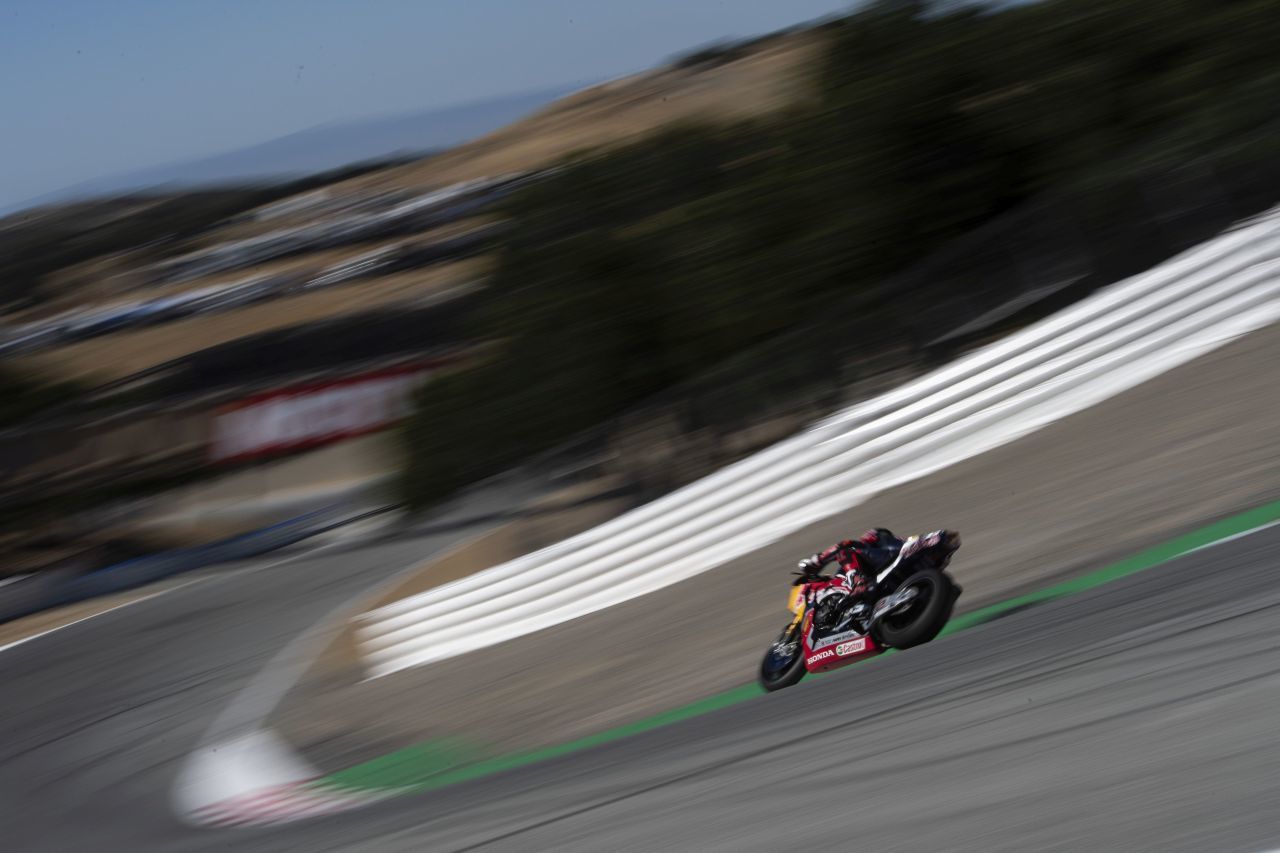 Einer seiner persönliche Reise-Tipps: Laguna Seca, Kalifornien. Einer der unglaublichsten Rennstrecken der Welt...