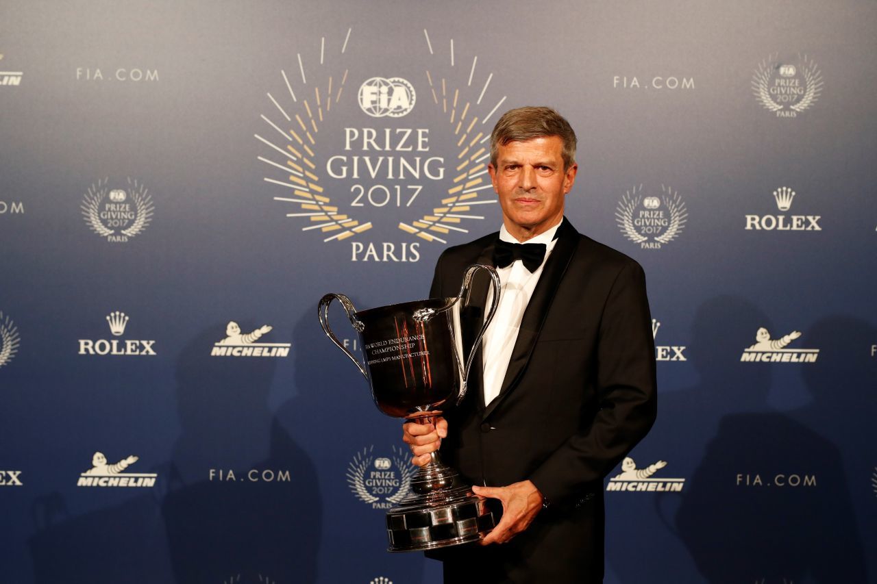 Drei Mal in Serie wurde er bei der FIA-Gala als Weltmeister-Teamchef geehrt - immer gemeinsam mit F1-Weltmeisterkollege Toto Wolff.