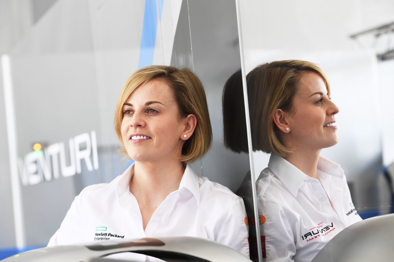 Ihre Doppelrolle als Teamchefin und Mutter hat Susie Wolff schnell in den Griff bekommen - auch dank ihrer Eltern.